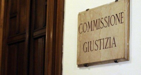 Senato: assegnati alla Commissione Giustizia due Ddl in materia di disciplina degli orari di apertura degli esercizi commerciali