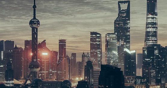 KERING INVESTE NELL’ONLINE IN ASIA