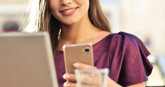 COME ALIPAY E WECHAT STANNO PER SOSTITUIRE I PAGAMENTI IN CONTANTI