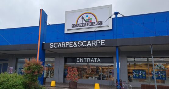 RESTYLING PER LO STORE DI BOLOGNA: SCARPE&SCARPE RINNOVA LO STORICO PUNTO VENDITA PRESSO IL CENTRO NAVILE
